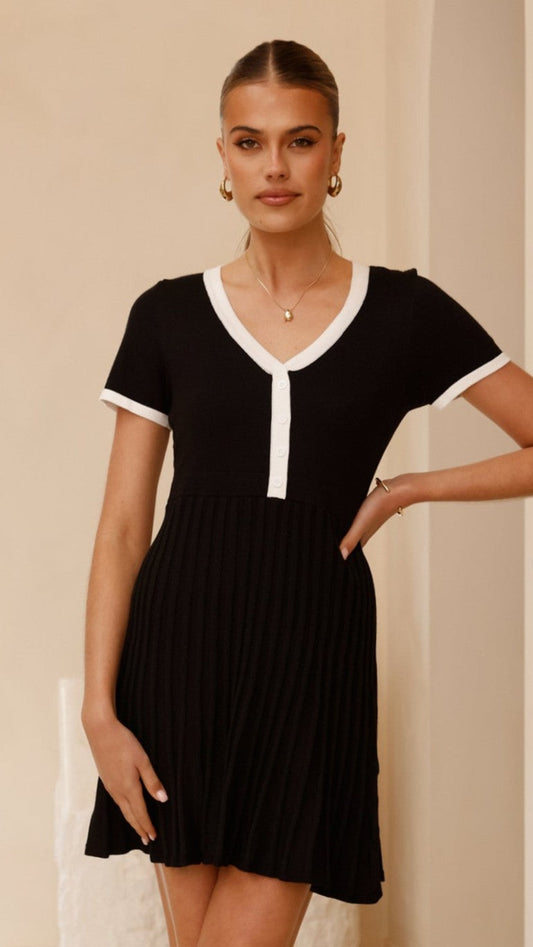 Kaylee Pleat Dress - Black