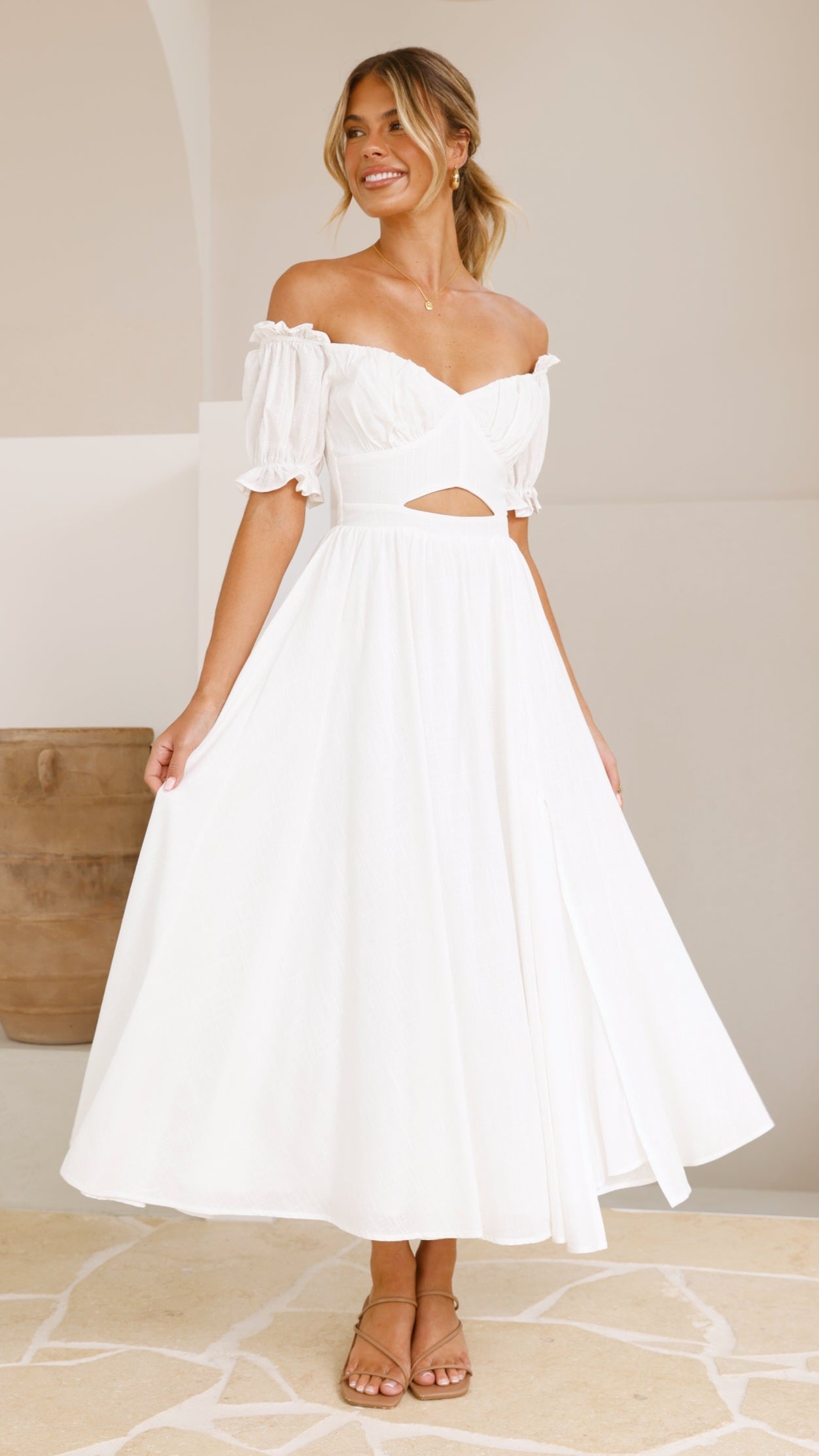 Hulu Maxi Dress - White