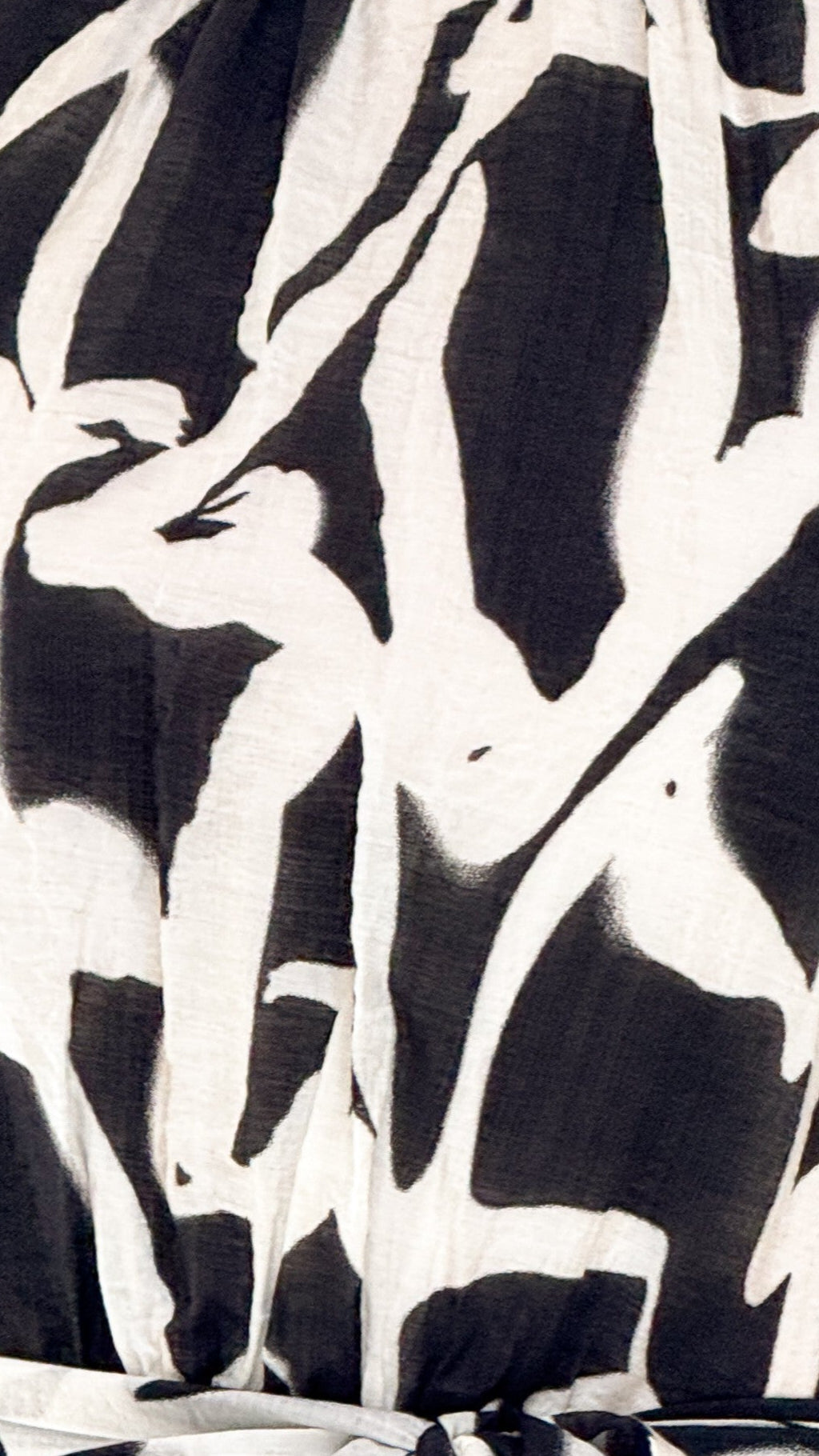 River Halter Midi Dress - Black/White