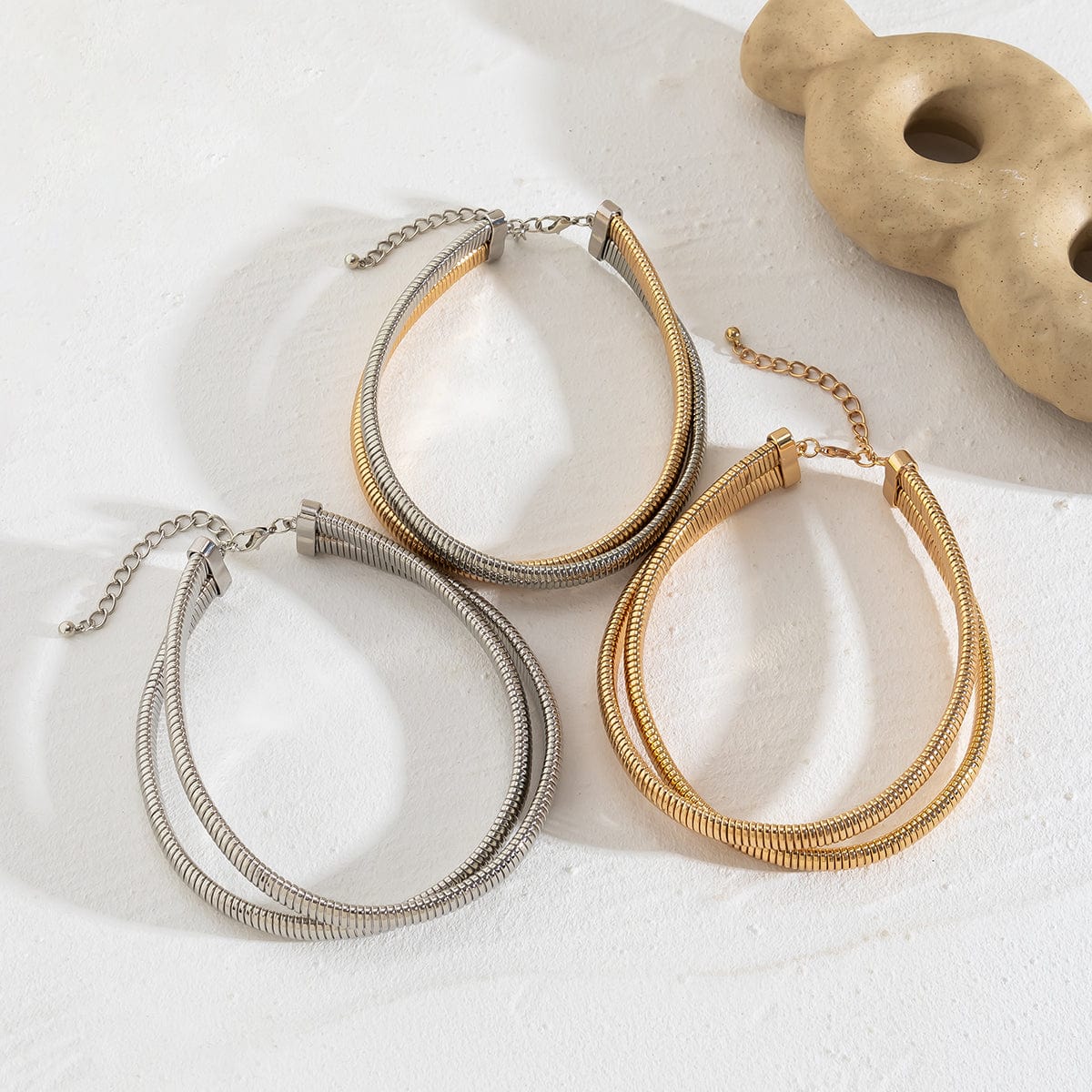 Geometric Intermeshing Collar Choker