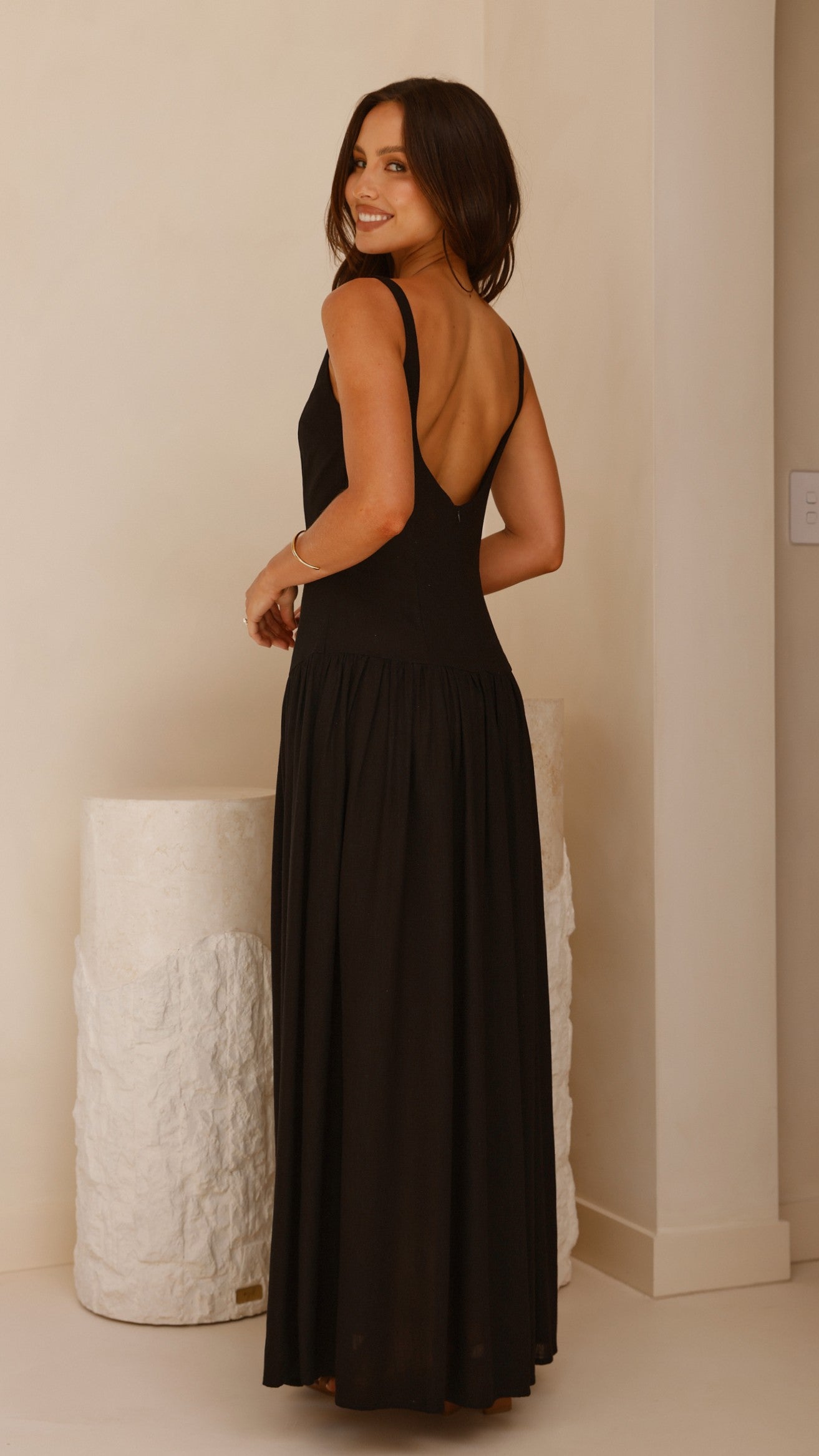 Kora Maxi Dress - Black