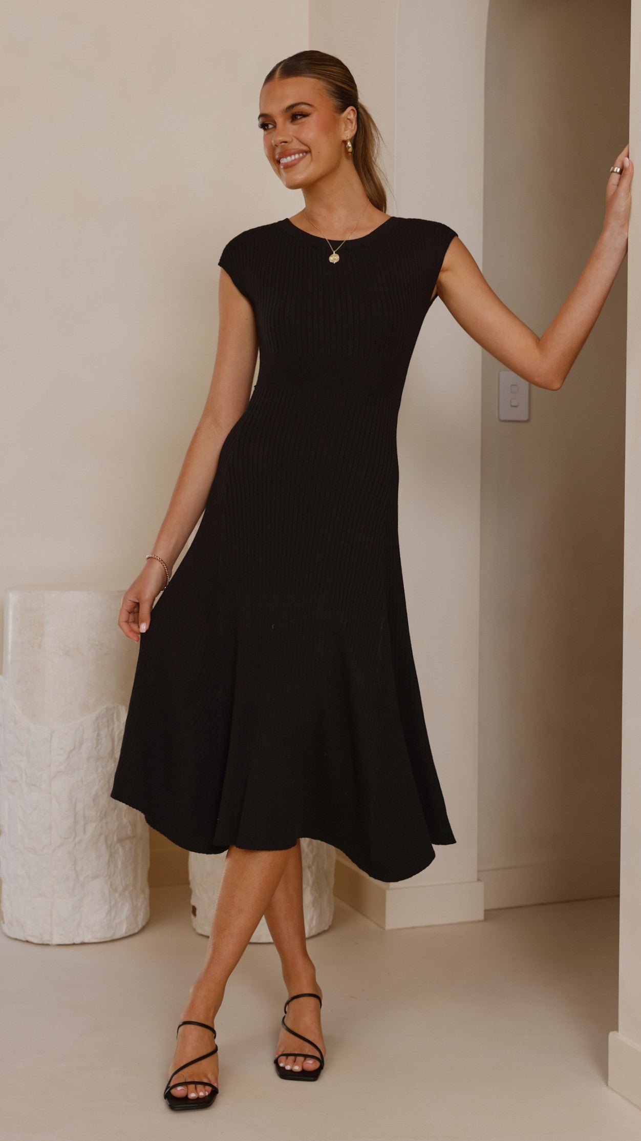 Seona Knit Midi Dress - Black