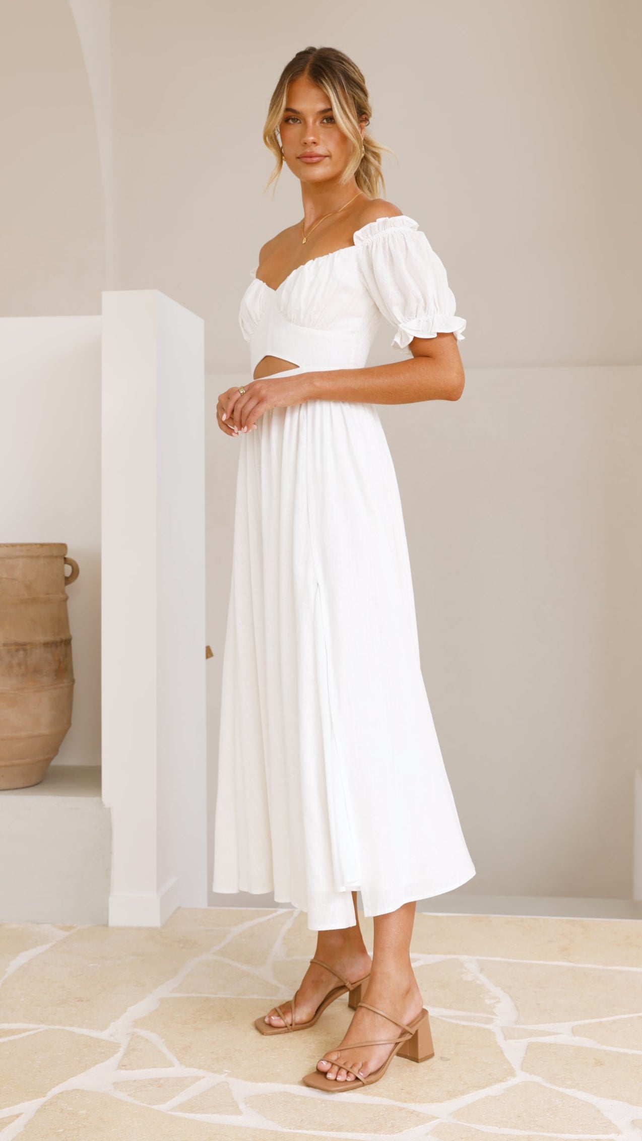 Hulu Maxi Dress - White