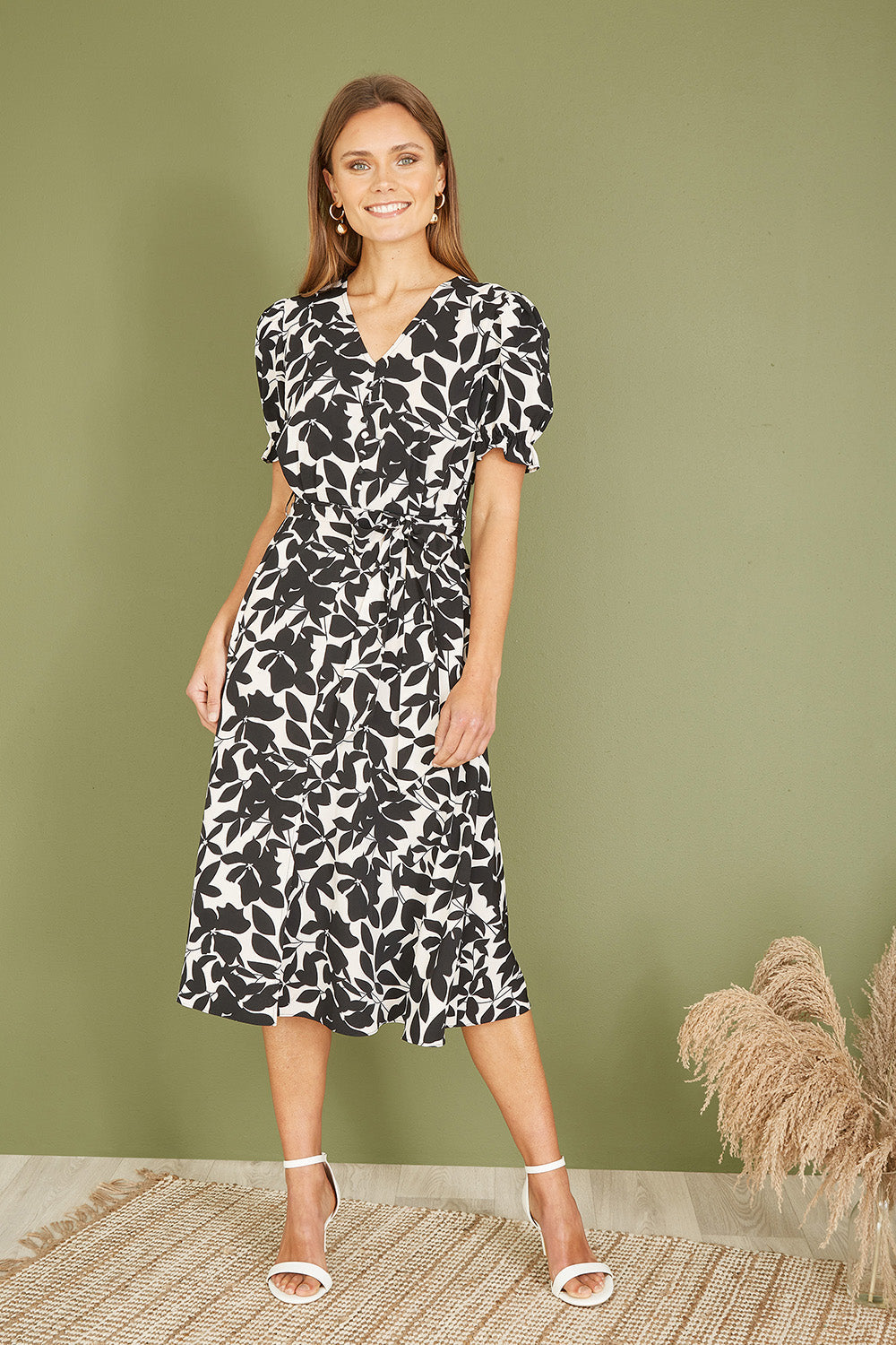 Mela Black And White Leaf Print Midi Tea Dress